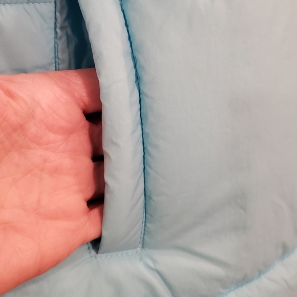 Going Upstate Oversized Puffer Vest - Blue, great condition, size XS - Picture 10 of 12